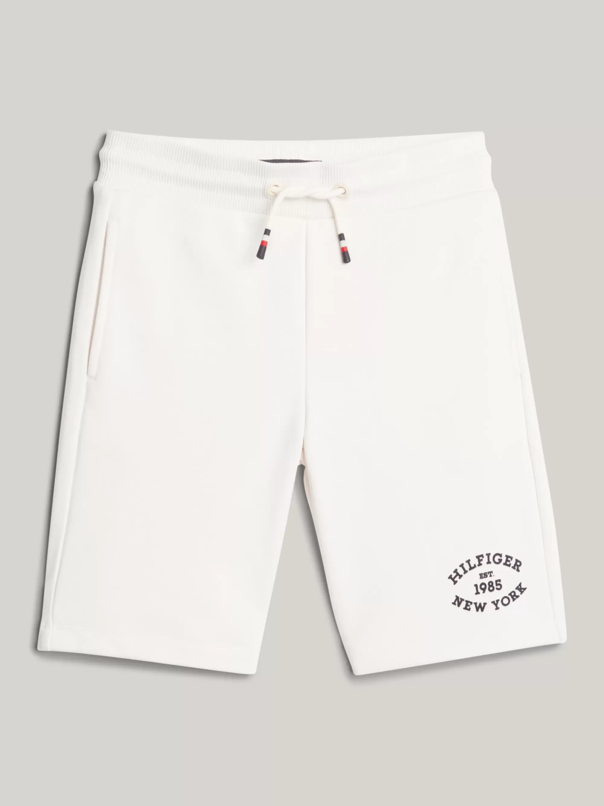 Broeken & Korte Broeken*Tommy Hilfiger Hilfiger Monotype Sweatshort Met Flocked Logo ANCIENT WHITE