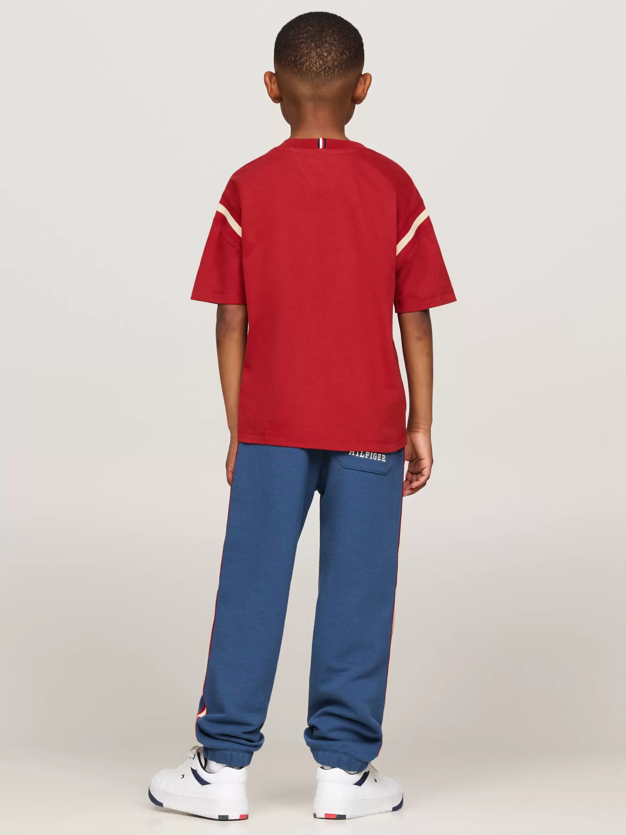 T-Shirts & Polo's*Tommy Hilfiger Hilfiger Monotype T-shirt Met Geborduurd Logo DARK MAGMA